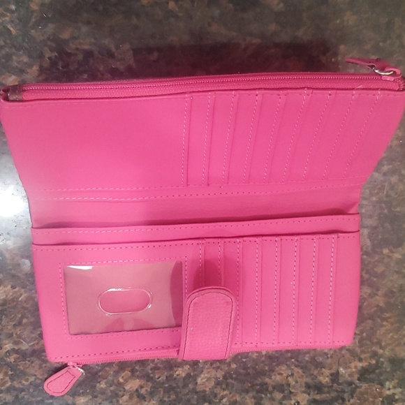 Wallet - Picture 3 of 4